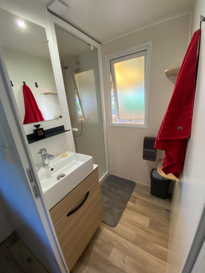 Mobil Home De Charme Фрежус Екстер'єр фото